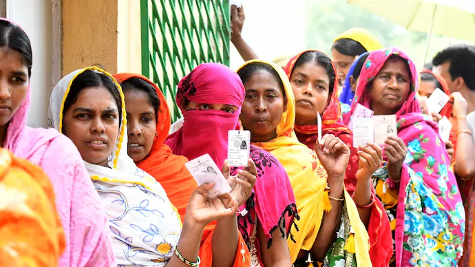 Voting begins on three Lok Sabha seats in Bengal