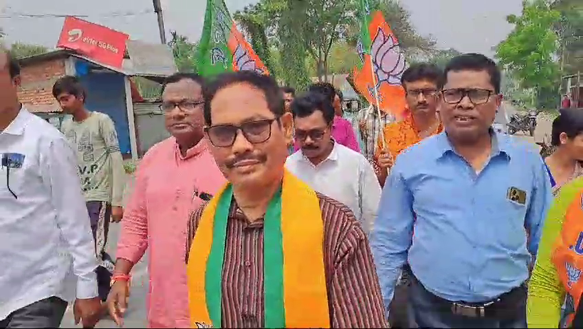 BJP candidate Jayant Kumar campaigned in Paharpur