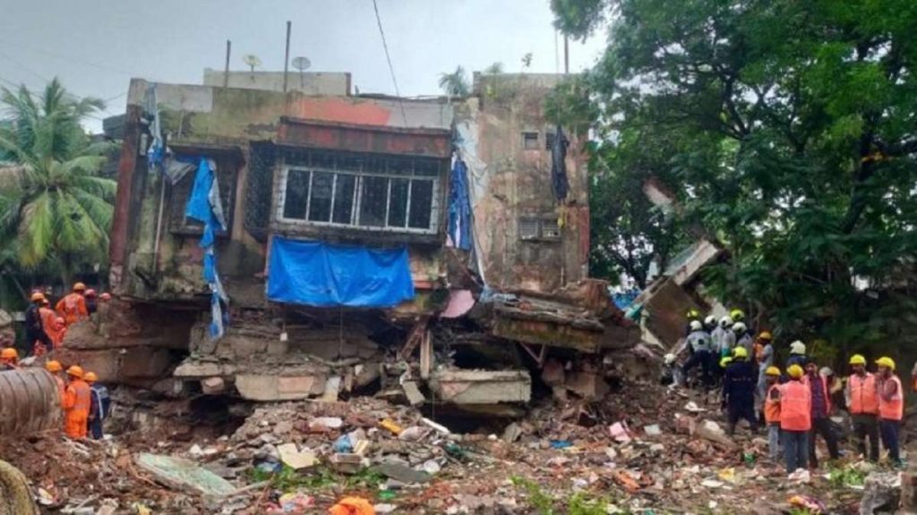 Wall collapses due to rain in Hyderabad, seven dead